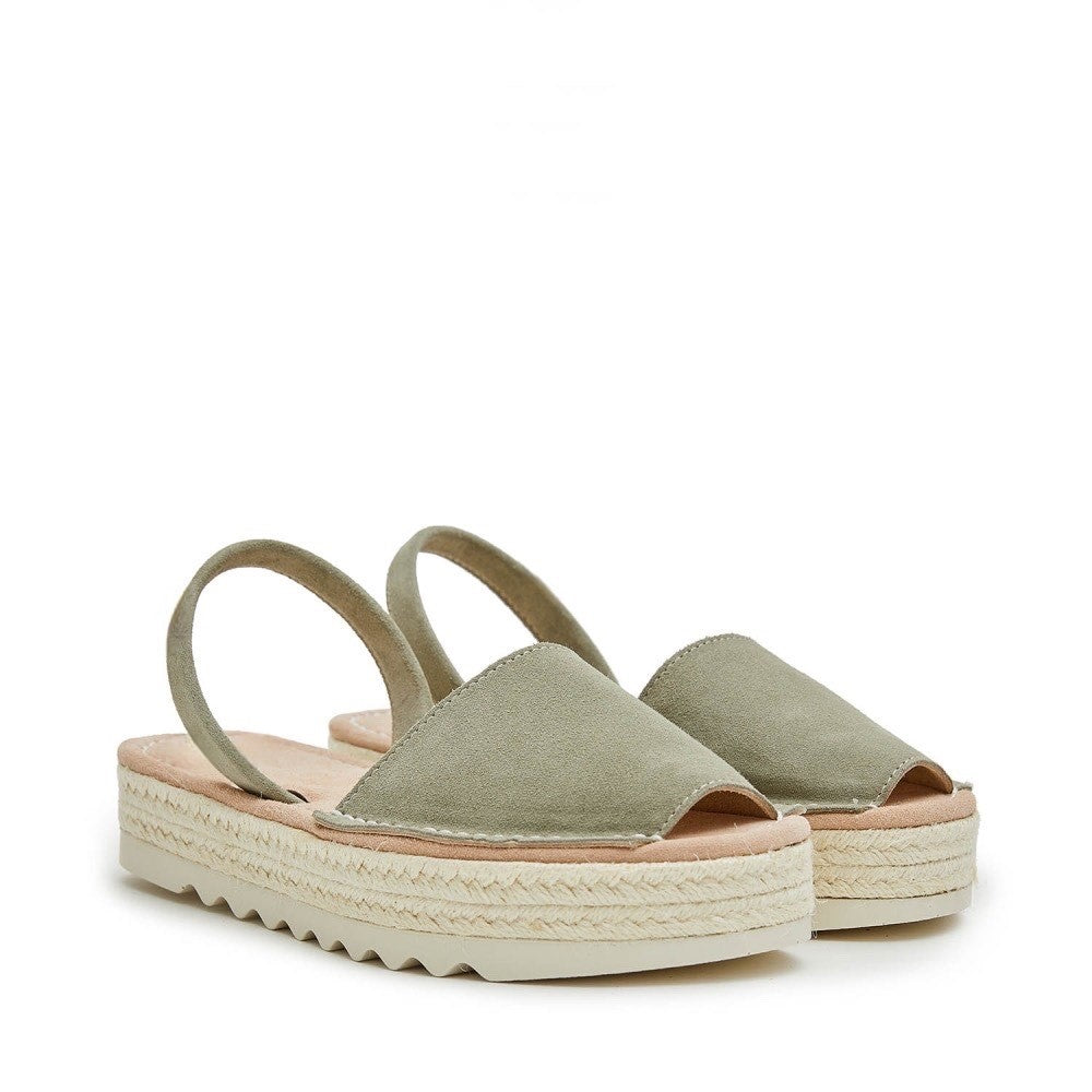 Doble Yute Baby Saliva